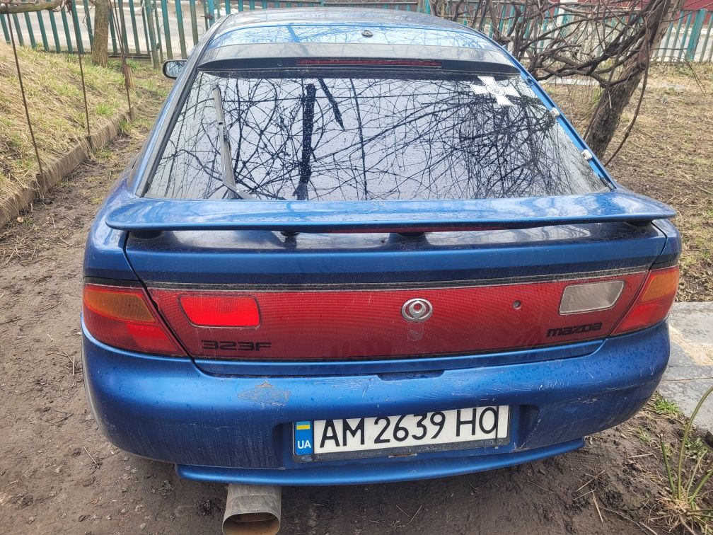 продам на ходу Mazda 323f BA