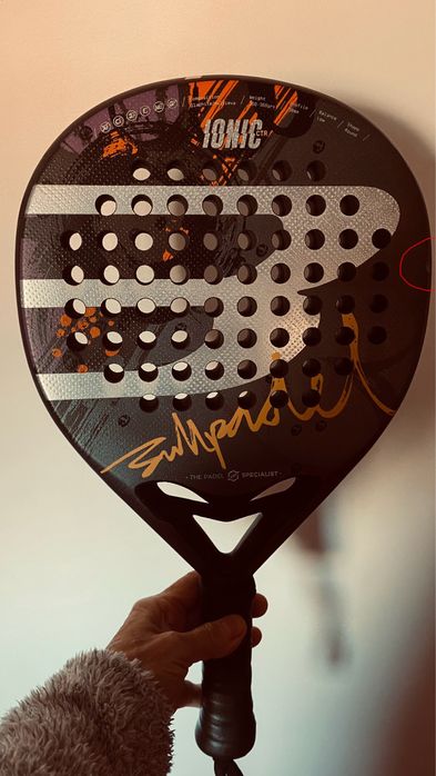 Vendo raqueta de padel. Bullpadel ionic control 2024