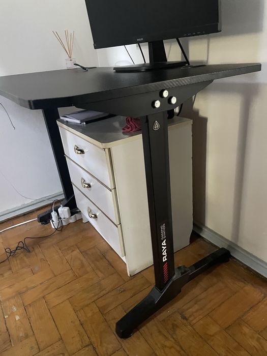 COMBO: monitor philips 27’’ + Mesa Gamer !!!64309791850370124