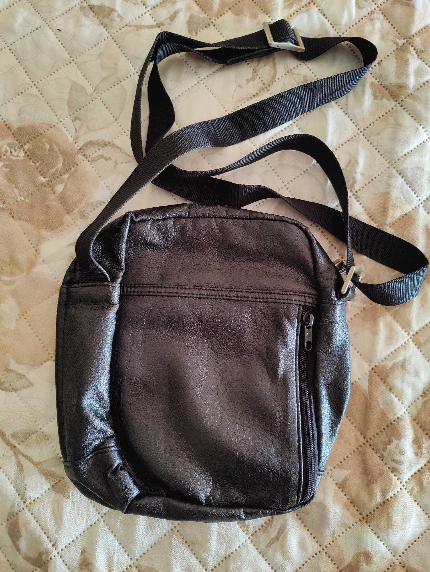 Mala tiracolo Samsonite pele genuína em bom estado