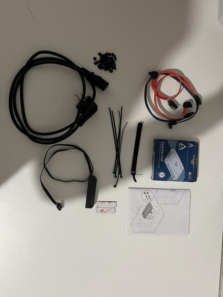 Корпус MSI Forge + блок живлення 600w