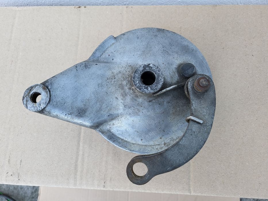 Bęben dekiel koła WSK 175 Dudek Kobuz szczękotrzymacz koło obudowa