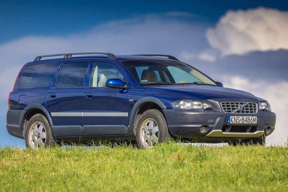 Volvo XC 70 Piękne Volvo XC70 2.4T w limitowanej edycji Blue Ocean 2002