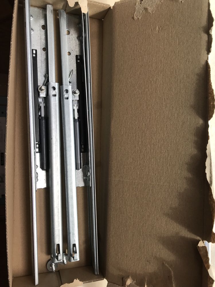 Calhas pra gavetas Besta IKEA