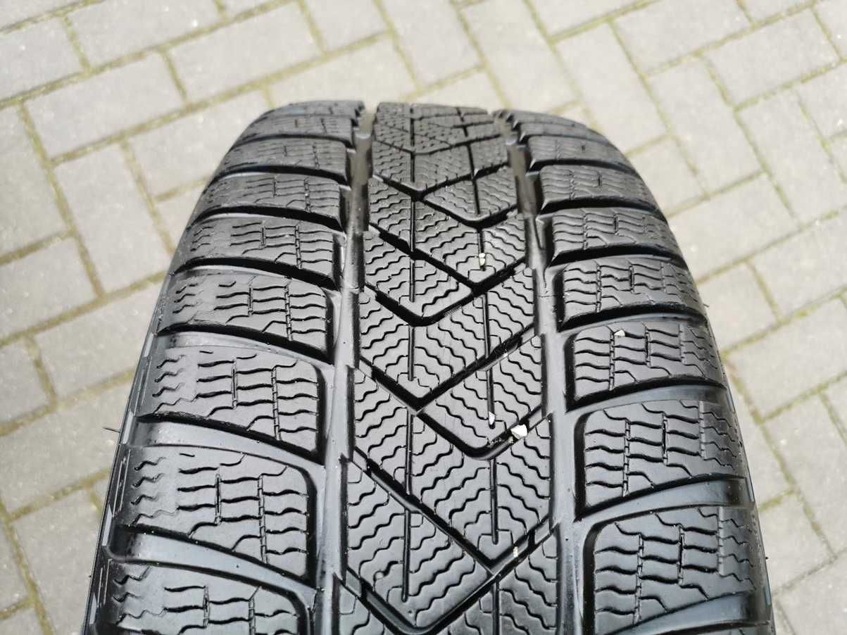 245/40 98V R19 PIRELLI Sottozero RunFlat 2022r 7mm Zimowe Opony 4szt