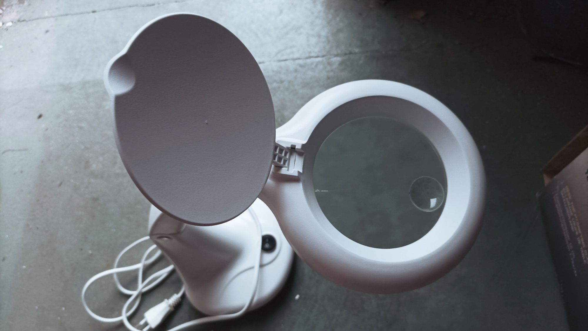 Toolcraft Lampa ze szkłem powiększającym