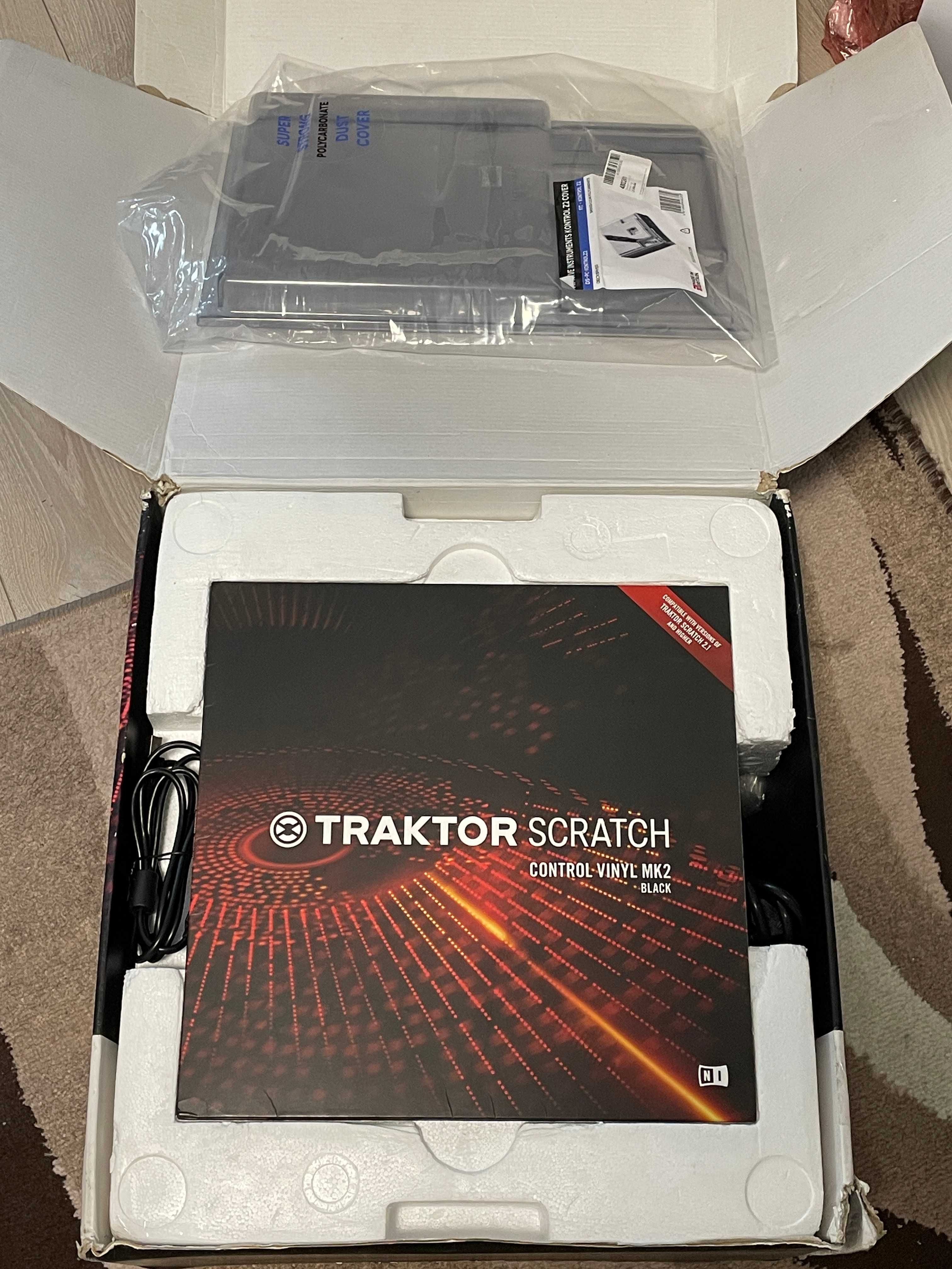Native Instruments Traktor Kontrol Z2 + Decksaver