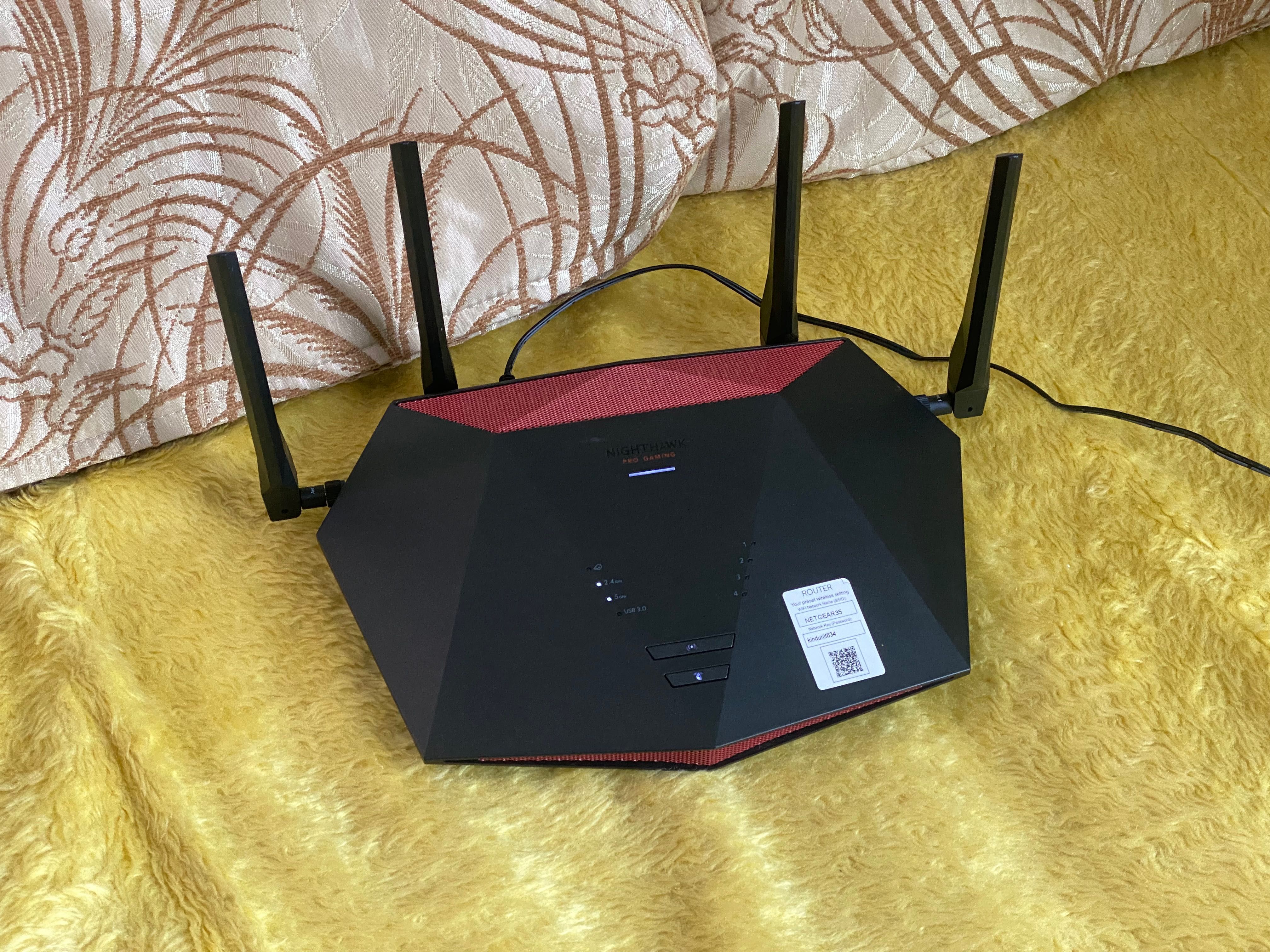 Wi-Fi роутер NETGEAR XR1000 Nighthawk AX5400 Стан нового!