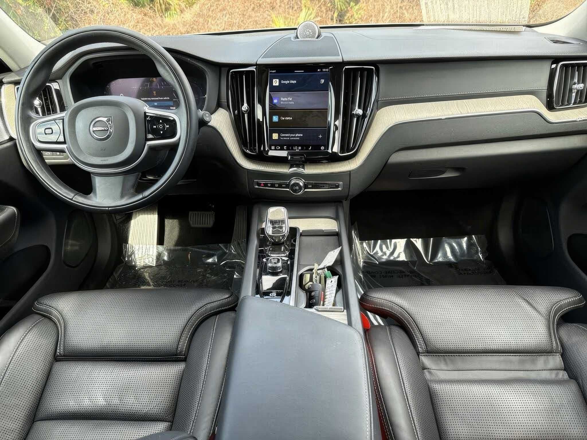 2022  Volvo XC60