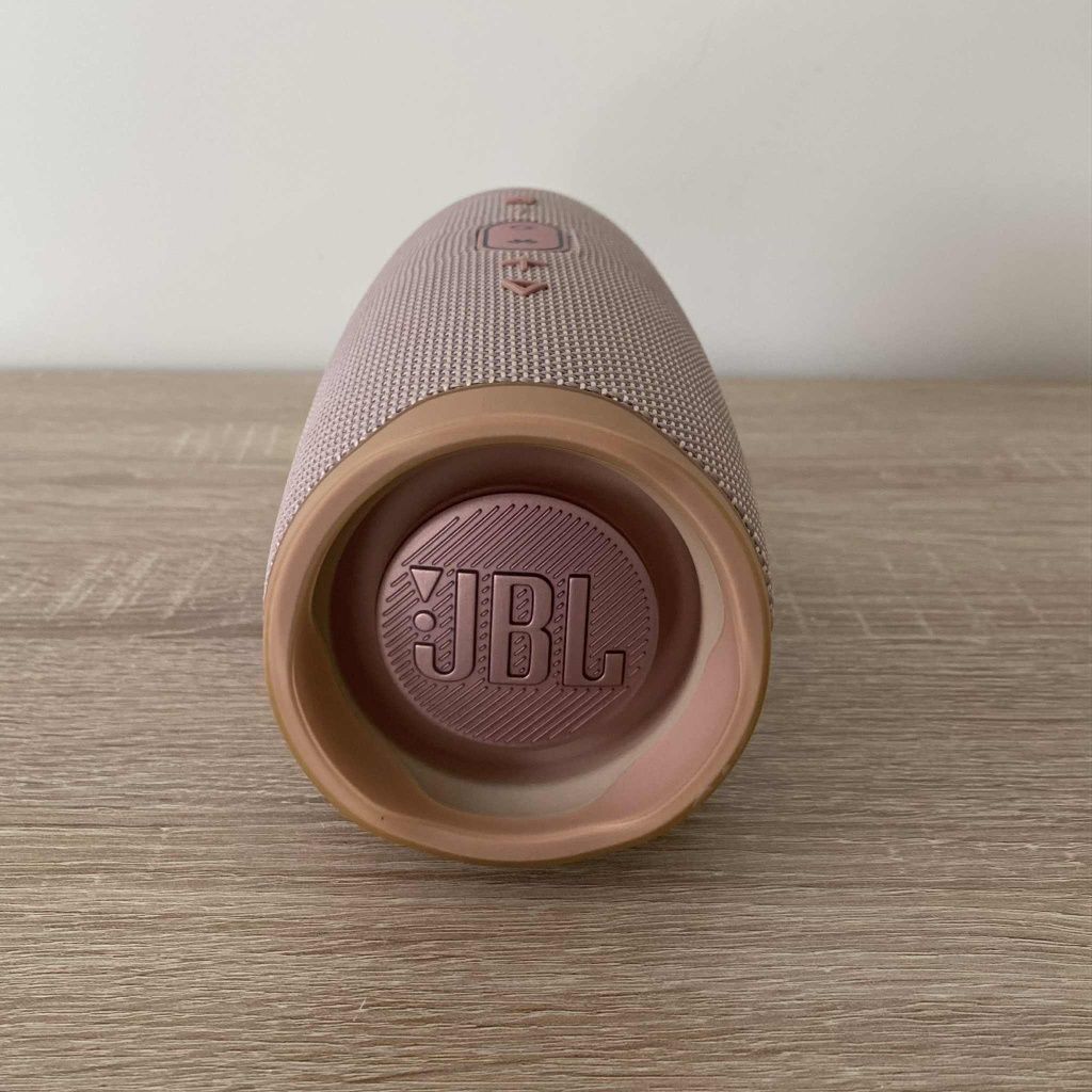 JBL 4 Charge różowy używany w bardzo dobrym stanie