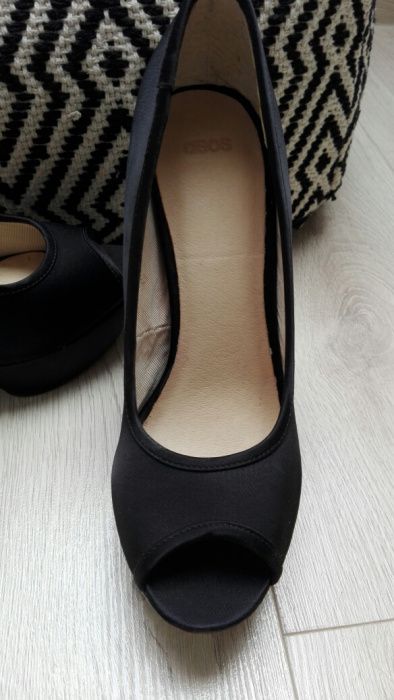 Piękne angielskie buty marki Asos rozm. 38