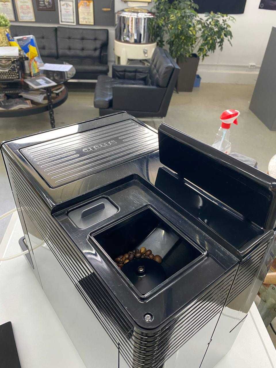 Автоматична кавомашина Miele CM 5500
