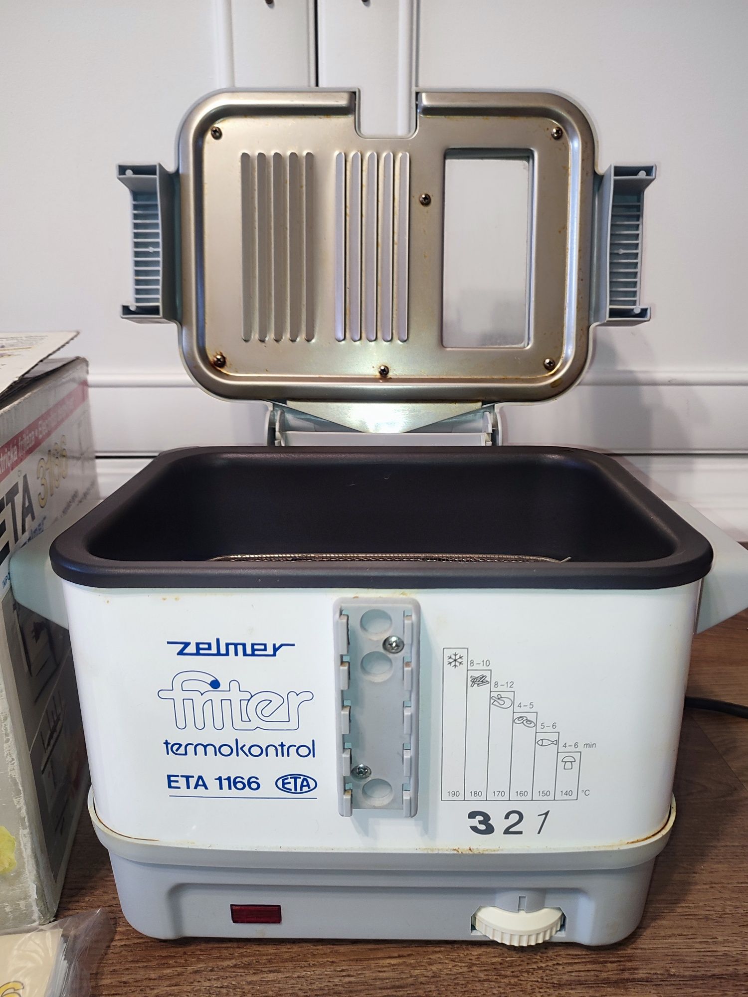 Frytkownica elektryczna ETA 3166 Zelmer, frytownica używana, sprawna