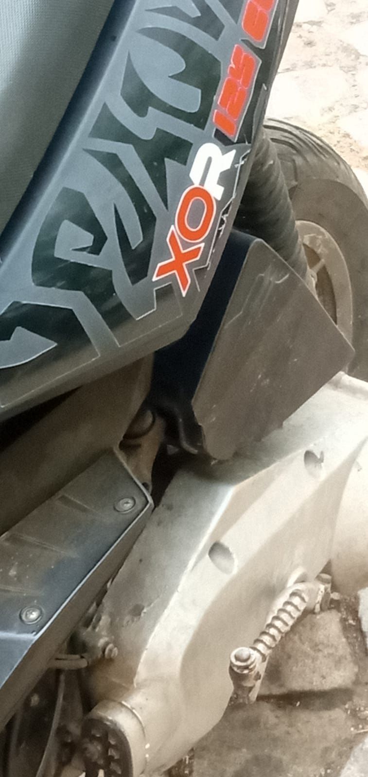 Vende se Mota para peças preços negociável