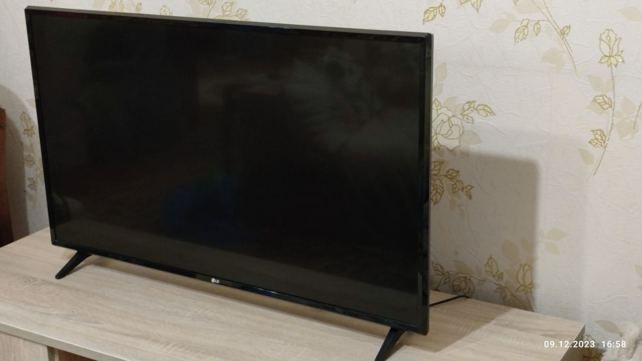 Телевизор телевізор  LG 43LJ594V