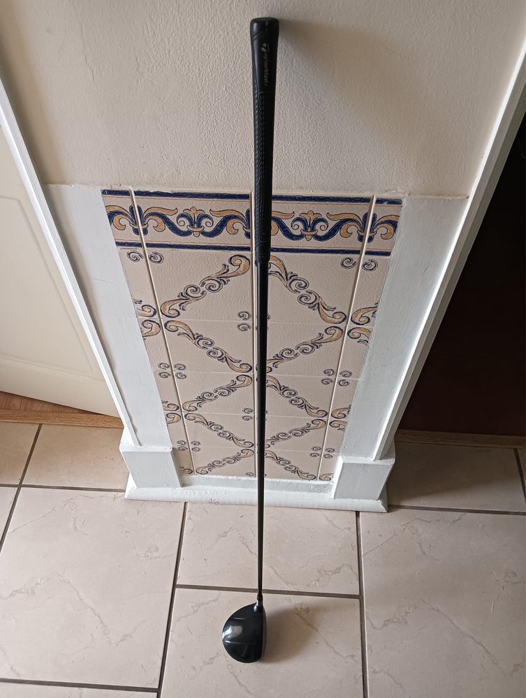 Set de ferros, drive, putter, saco e trolley