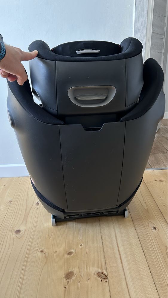 Fotelik samochodowy Cybex S-fix 15-36kg Ferrari Victory Black