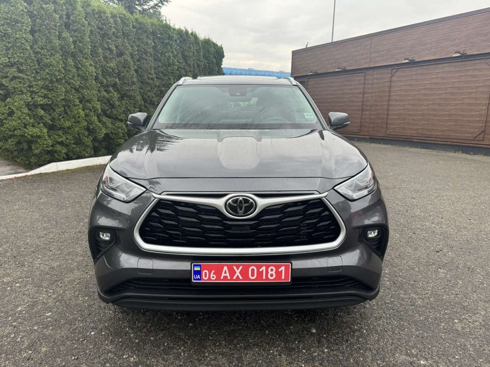 Автомобіль Toyota HIGHLANDER 2022 рік 3.5