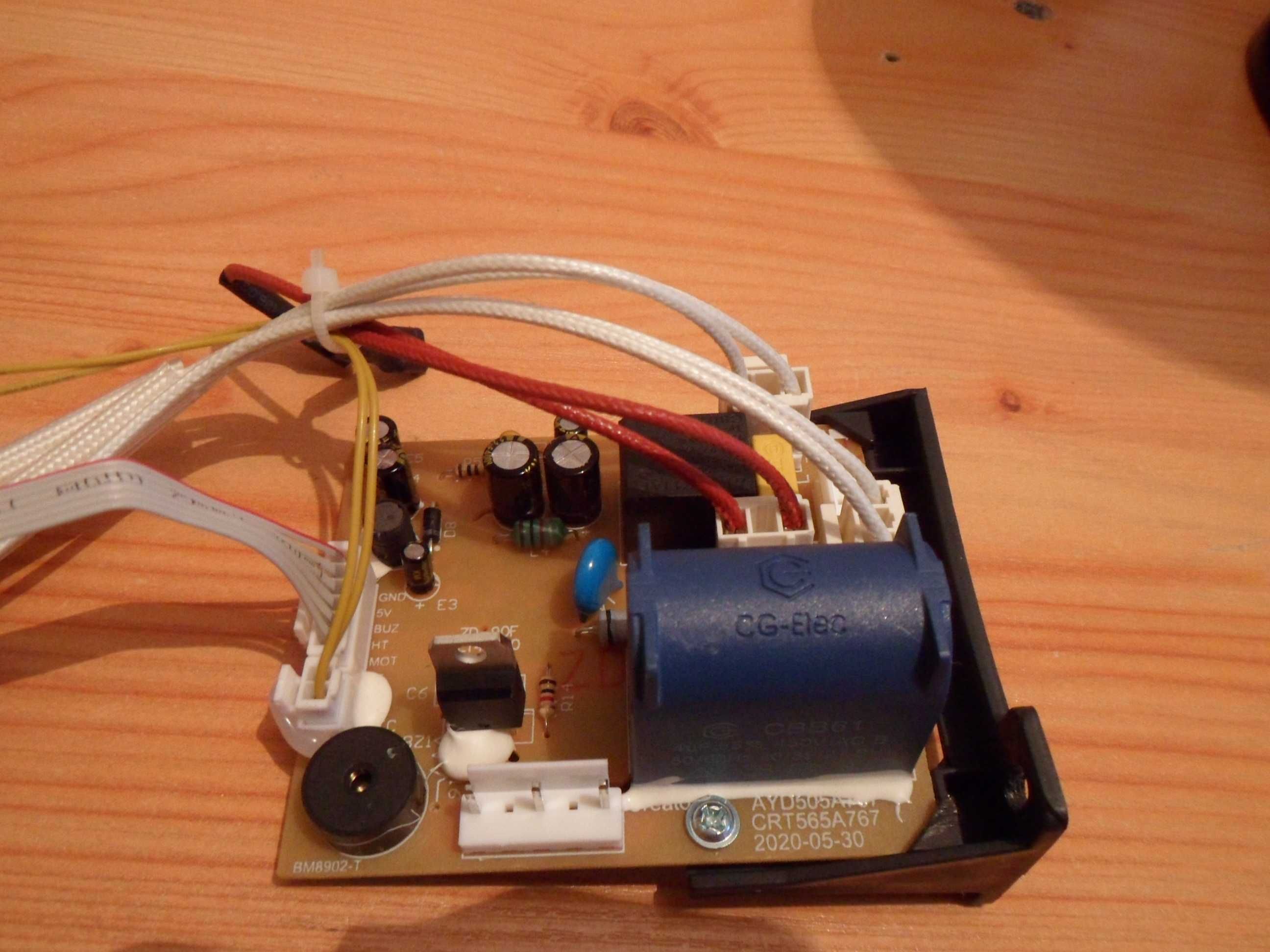 SilverCrest  SBB 850 E1  sprawna kompletna elektronika.