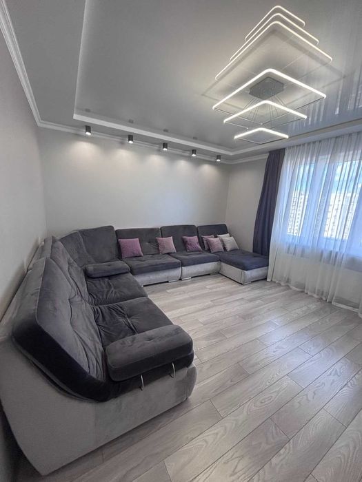 Сдам 2-х комнатную квартиру Ильфа и Петрова/ Архитекторская новострой