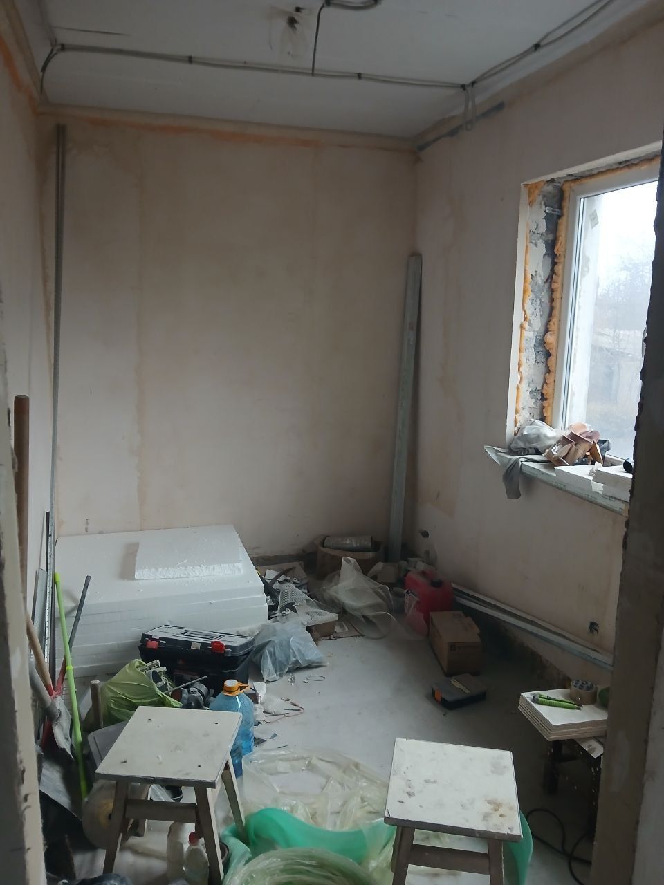 Продам квартиру 2х комнатную.