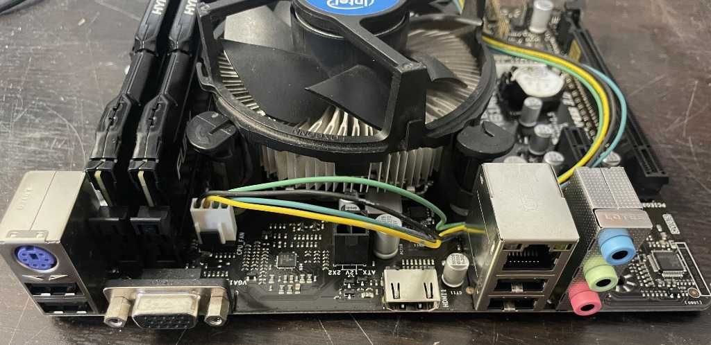 Biostar H61MHV3 + i5 3470 + 8GB DDR3 HYPERX