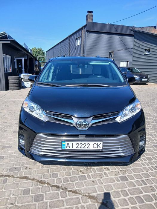 Toyota Sienna 2018р
