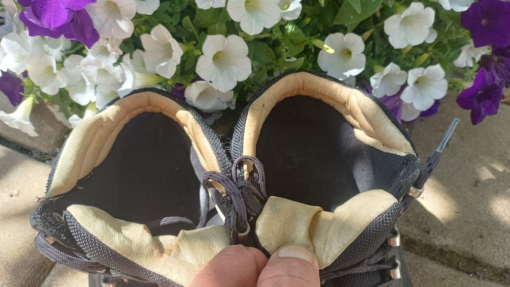 Зручні,легеньки черевики