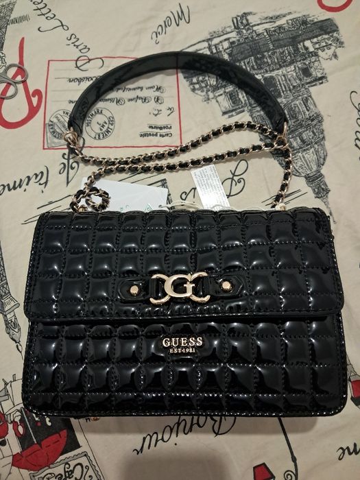 Guess  сумка на плече