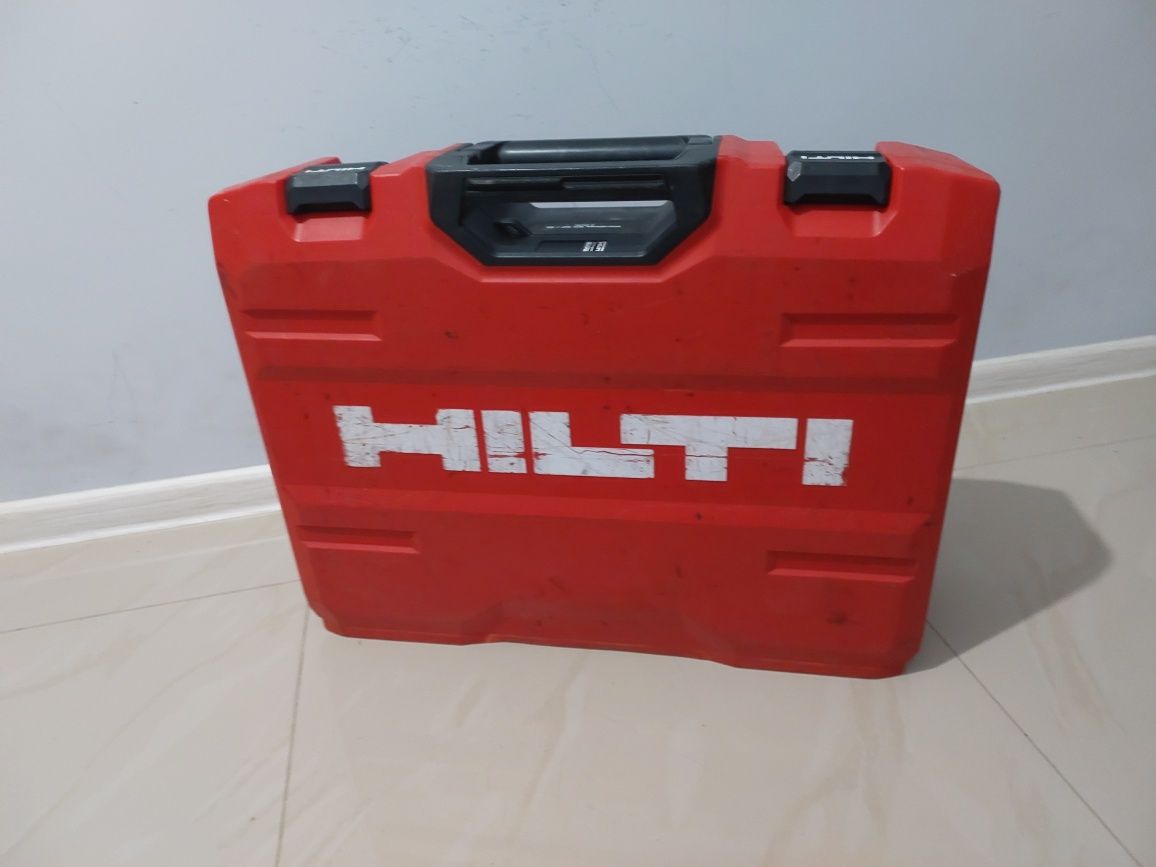 Hilti універсальний кейс під три інструмента