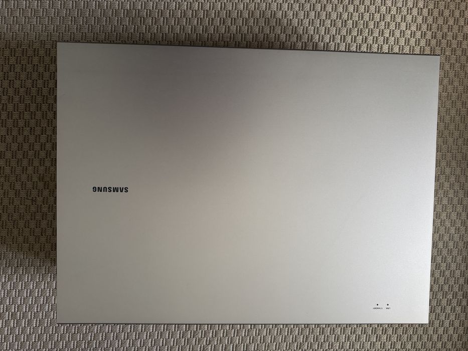 SAMSUNG - HW-J6001 / ZF 300W 6.1 WIRELESS