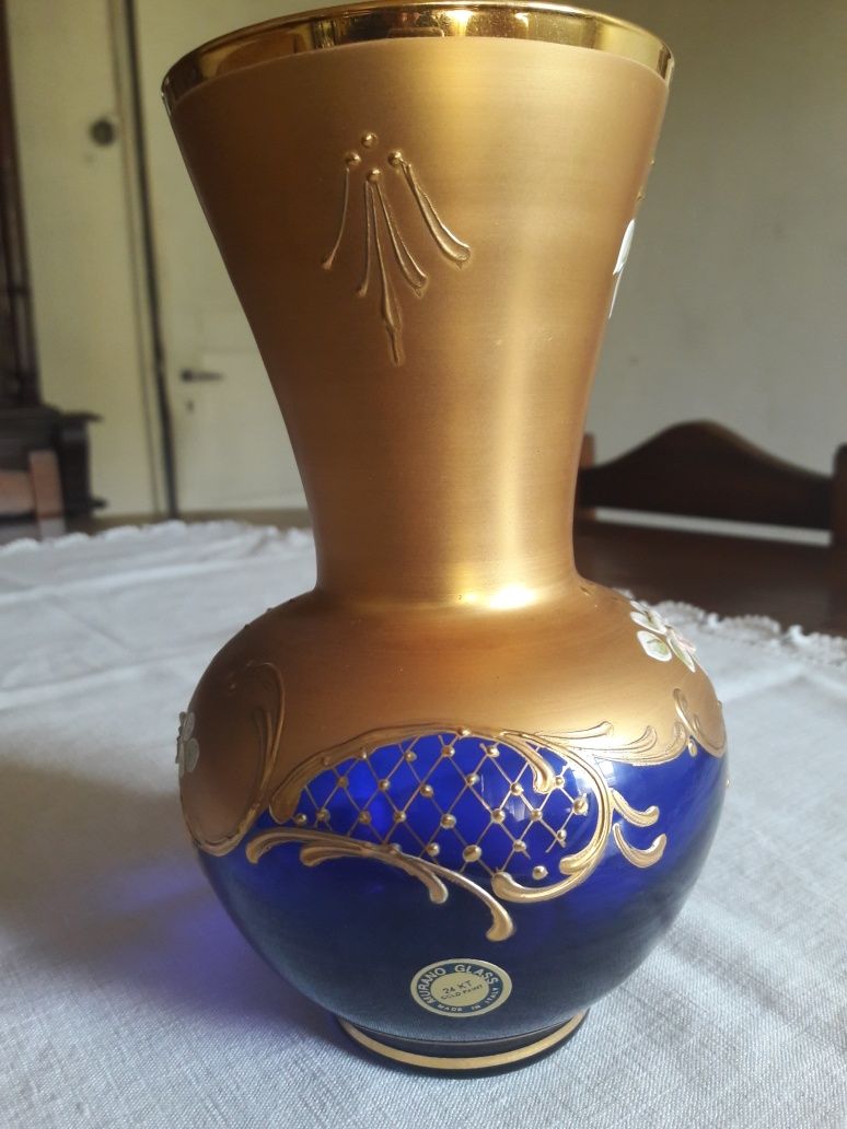 Vendo jarra Murano, cor azul e dourado