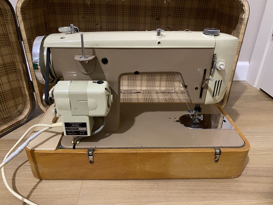 Швейна машинка IDEAL привезена з Німеччини