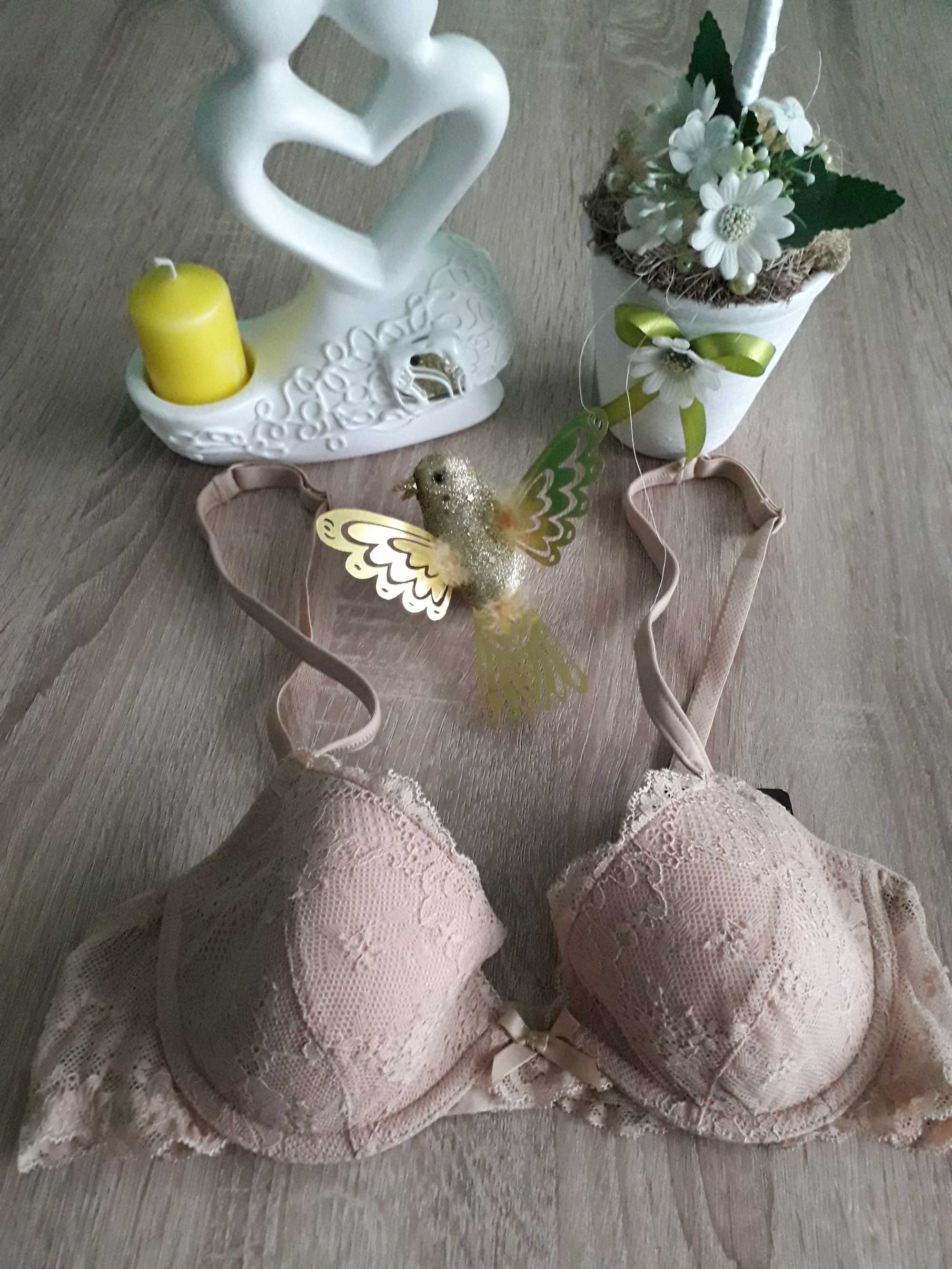 Tanio biustonosz Sassa usztywniany beżowy,cielisty,kremowy 70B,65C