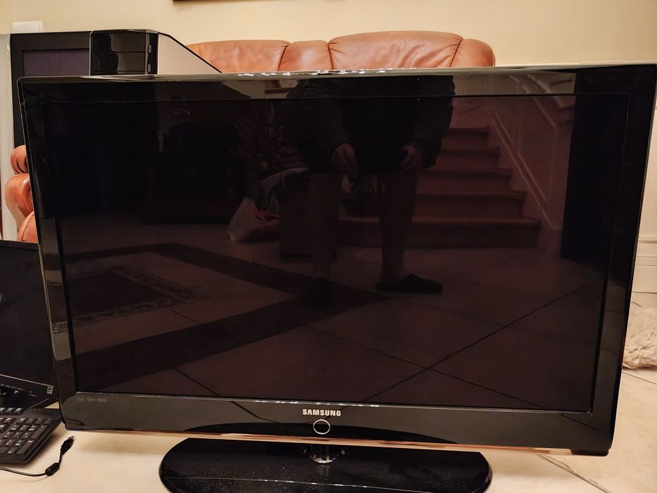 Telewizor LED Samsung 40 M87 BD