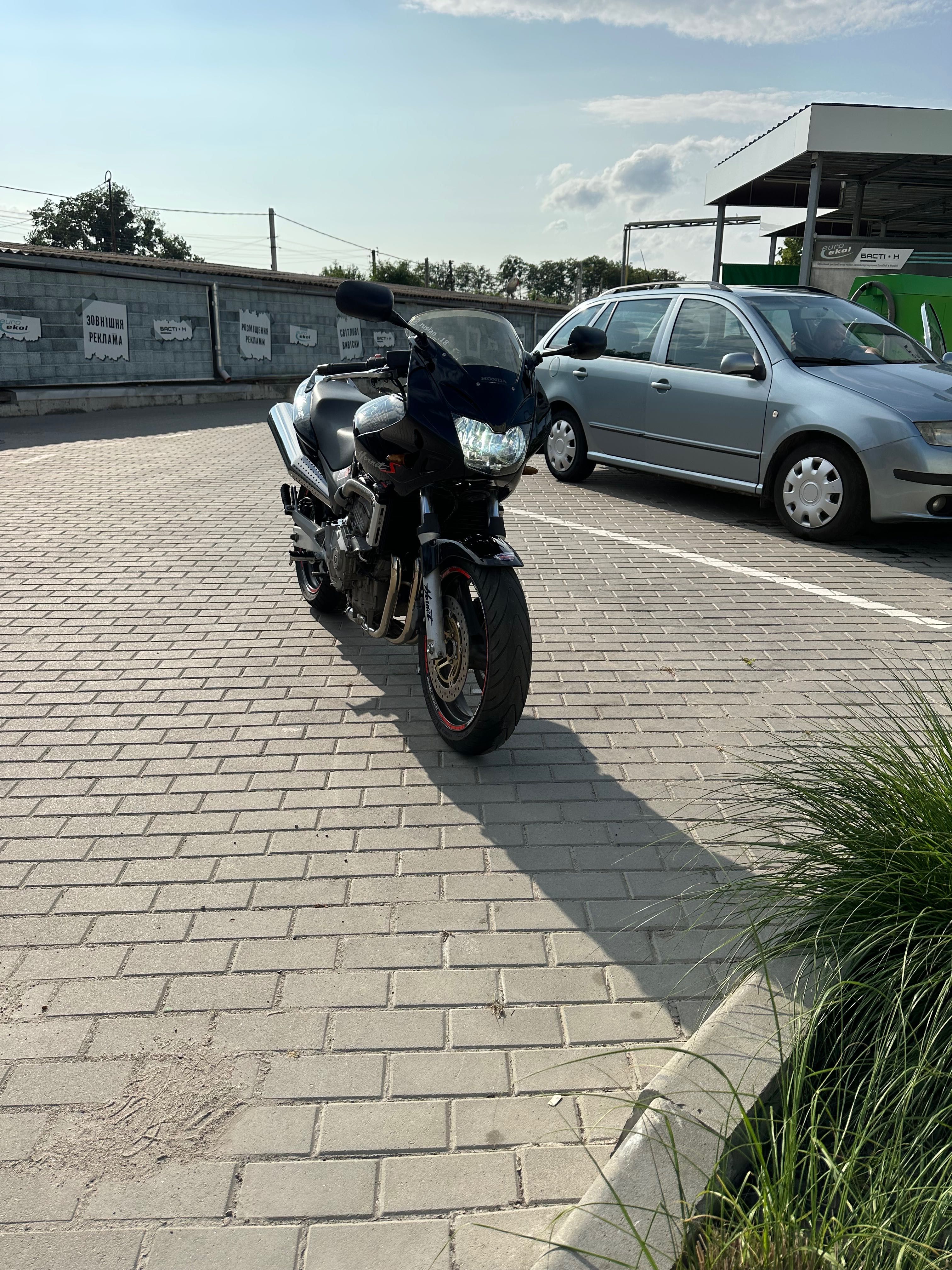 Honda hornet 600s