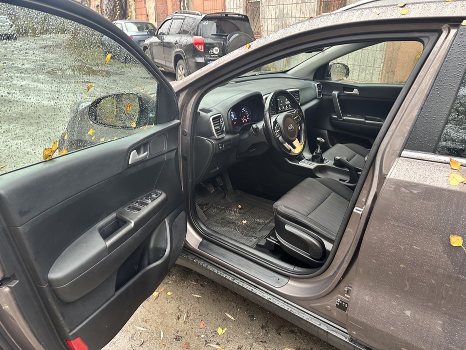 Продам Kia Sportage