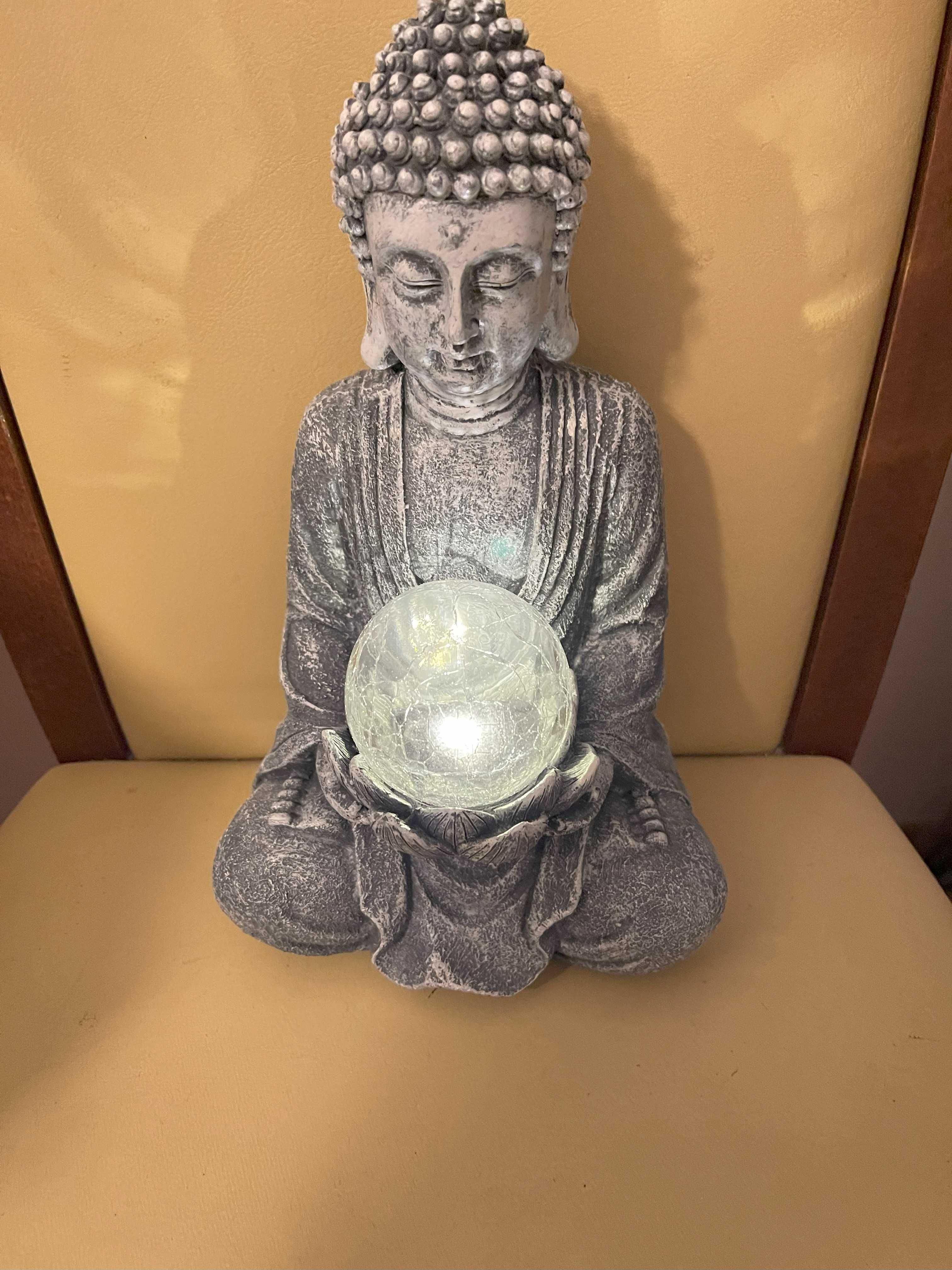 Lampa solarna budda