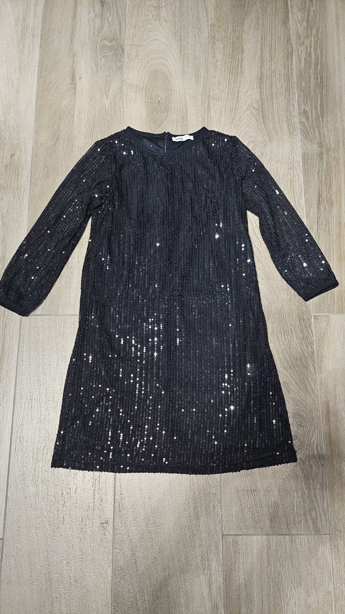 Sukienka Sugarfree 146cm