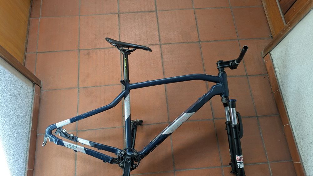 Quadro BTT Rockrider ST500 (M)