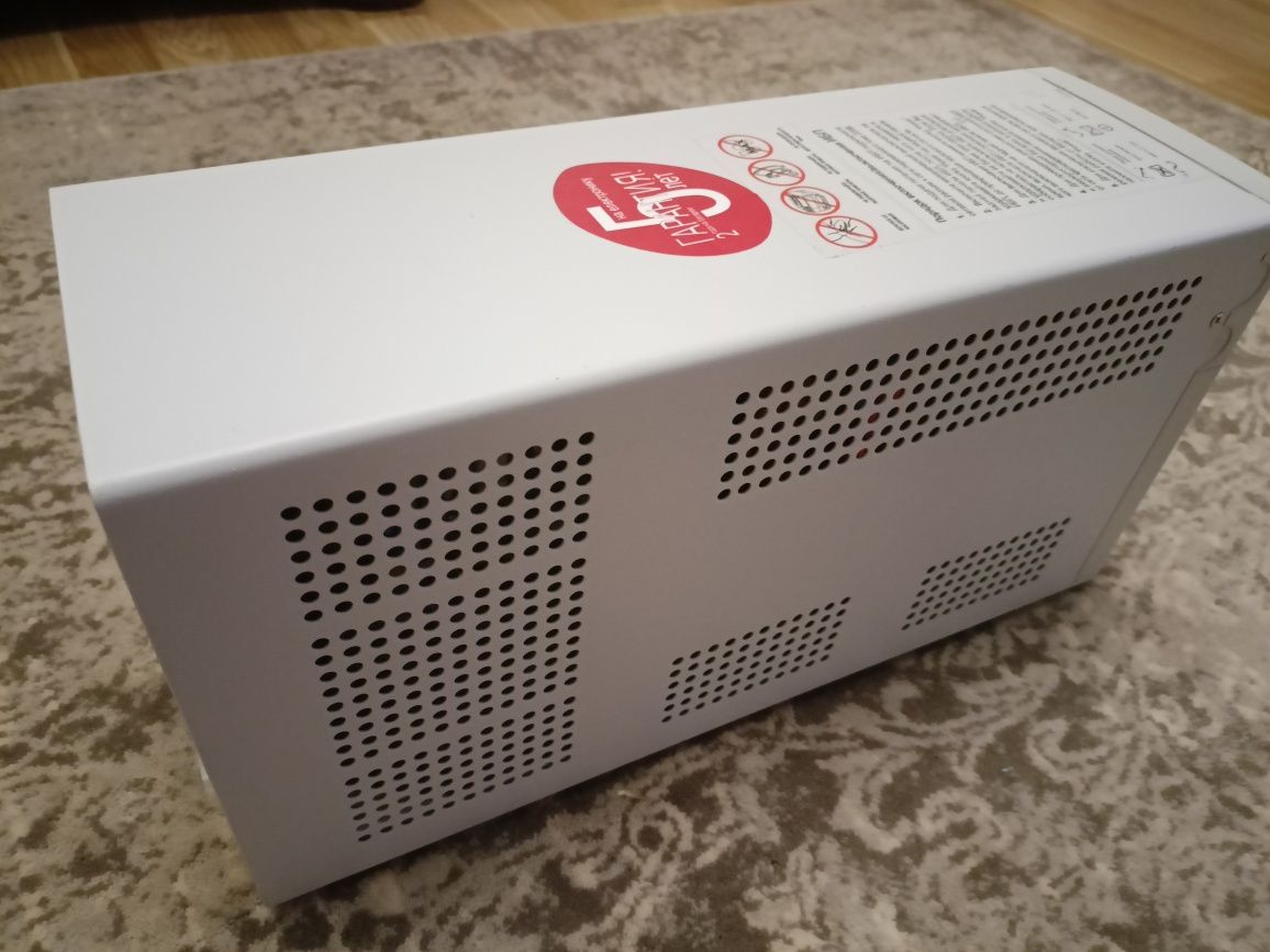 Джерело безперебійного живлення Powercom KIN-1500AP (900Вт)
