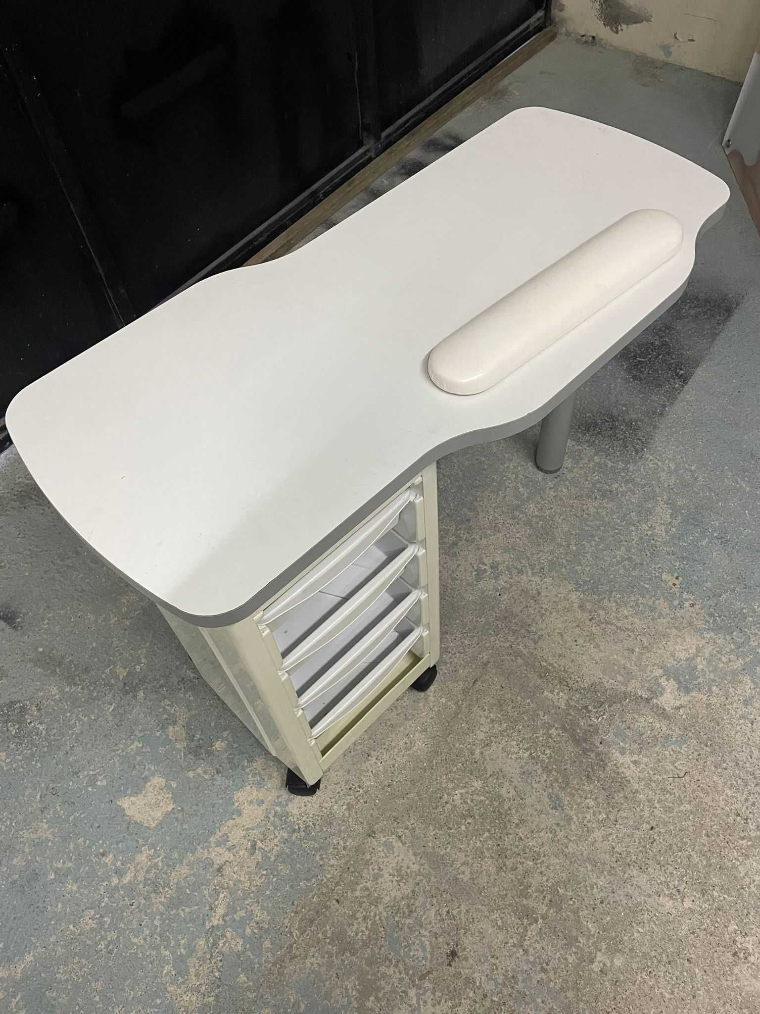 Mesa de manicure