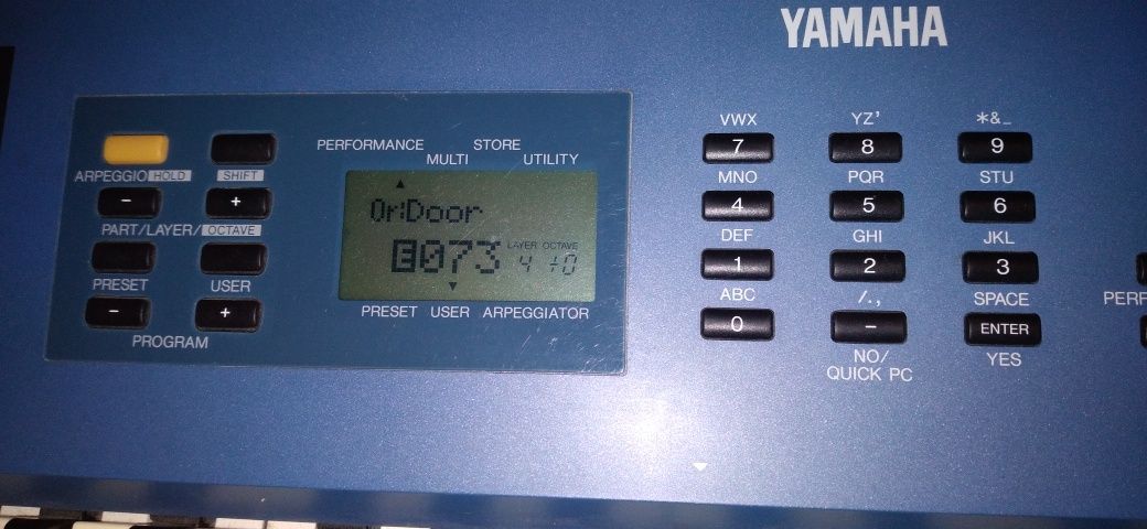 Syntezator Yamaha CS1x , stan bdb