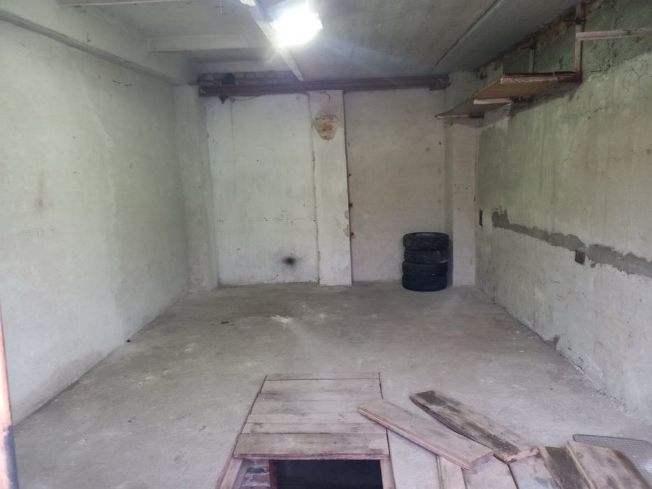 Продам гараж на бородинском