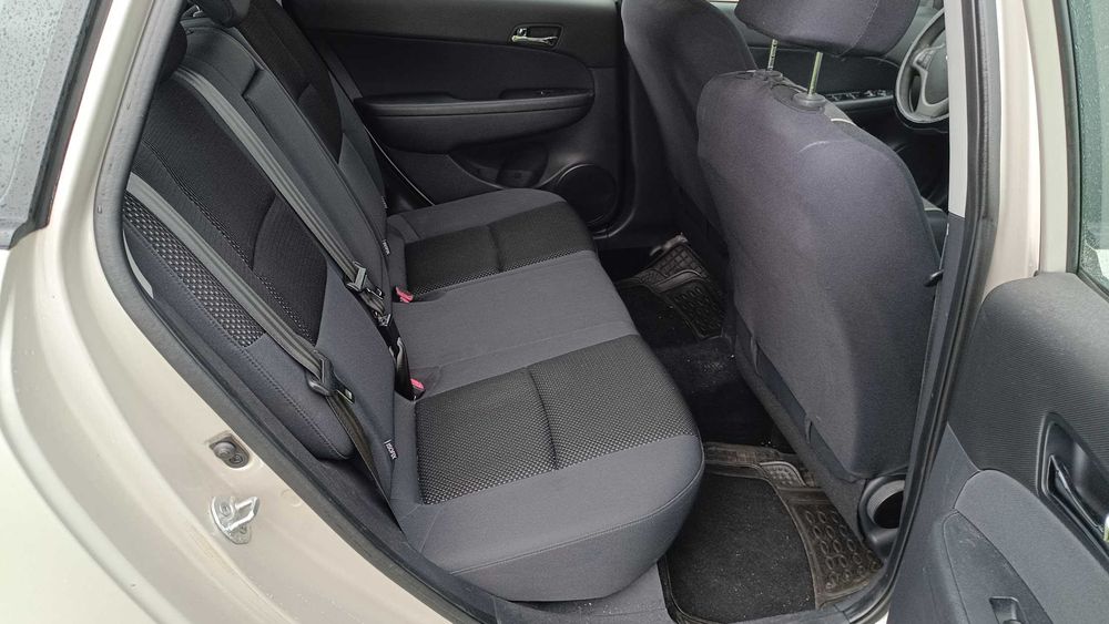 Hyundai I30CW 2010 bezwypadkowy pierwszy właściciel przebieg 151 tys.