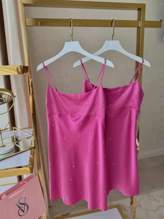 Сатинова ночнушка Вікторія Сікрет