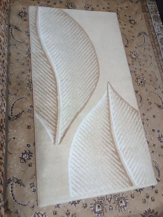 Два килими за 600 грн