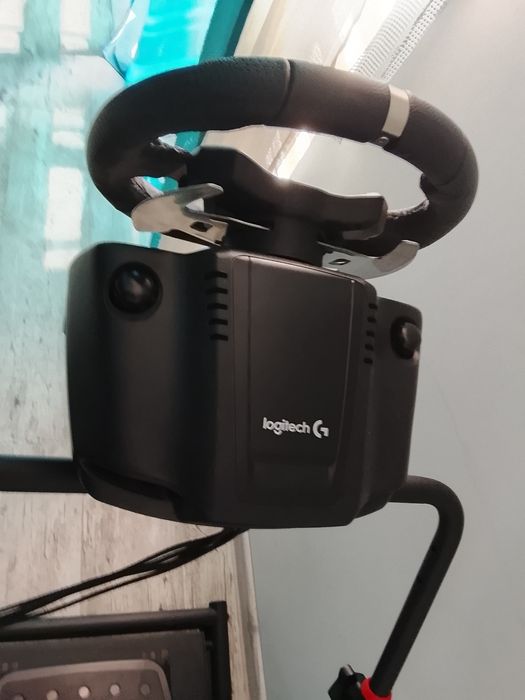 Kierownica Logitech g920driving force