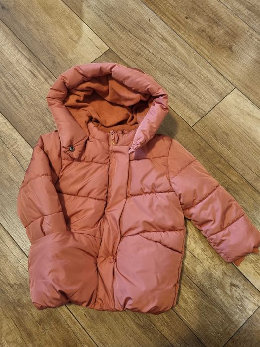 Śliczna kurteczka s.Oliver 86cm