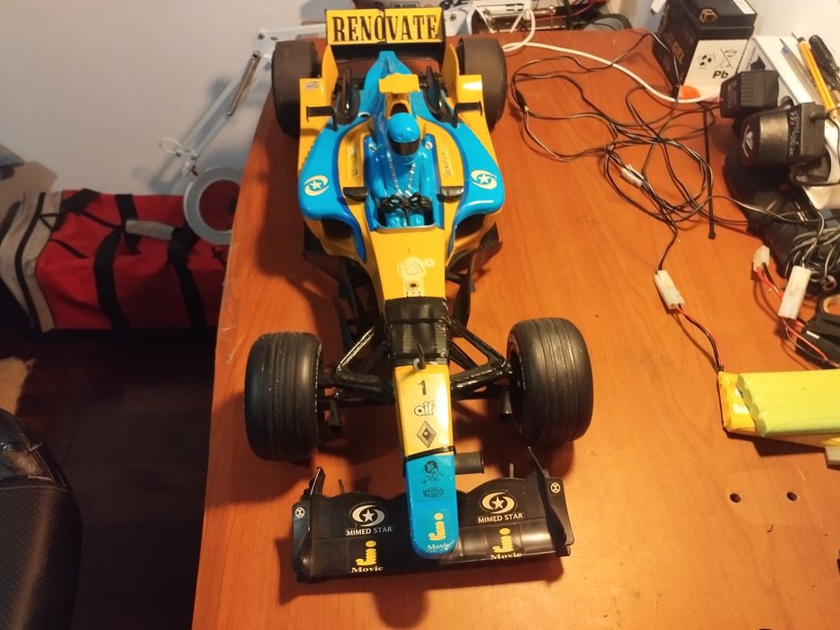 Carrinho F1 com eletrónica toda alterada e nova